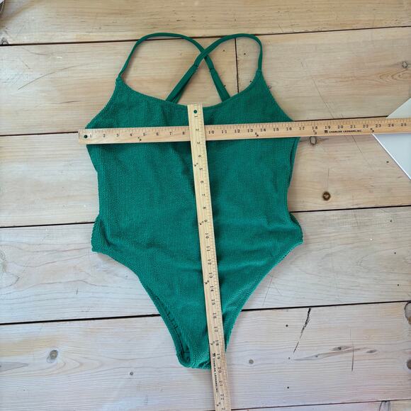 Shade & Shore NWT Women's Pucker Texture Cross Back One Piece Swimsuit Green XL - Picture 11 of 12